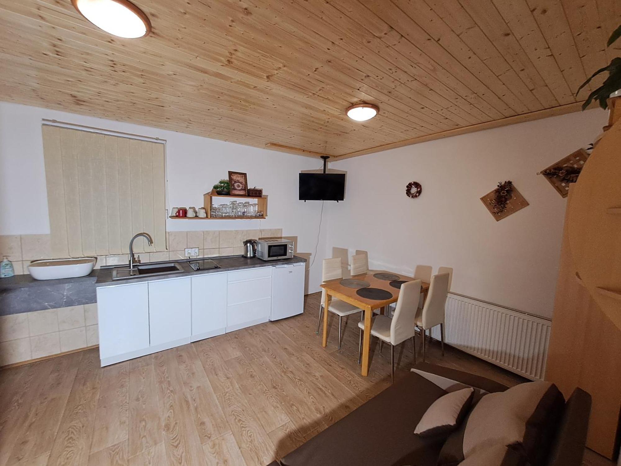 אלברכטיצה ב יזרסקיך הורה Apartman Albrecht מראה חיצוני תמונה