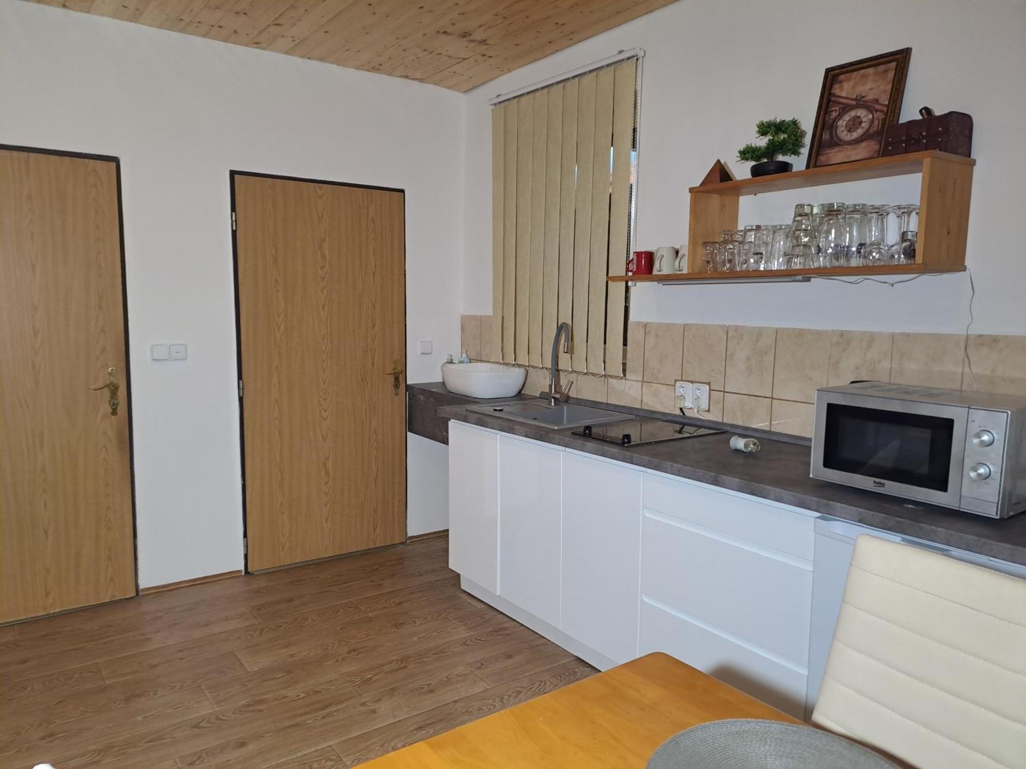 אלברכטיצה ב יזרסקיך הורה Apartman Albrecht מראה חיצוני תמונה